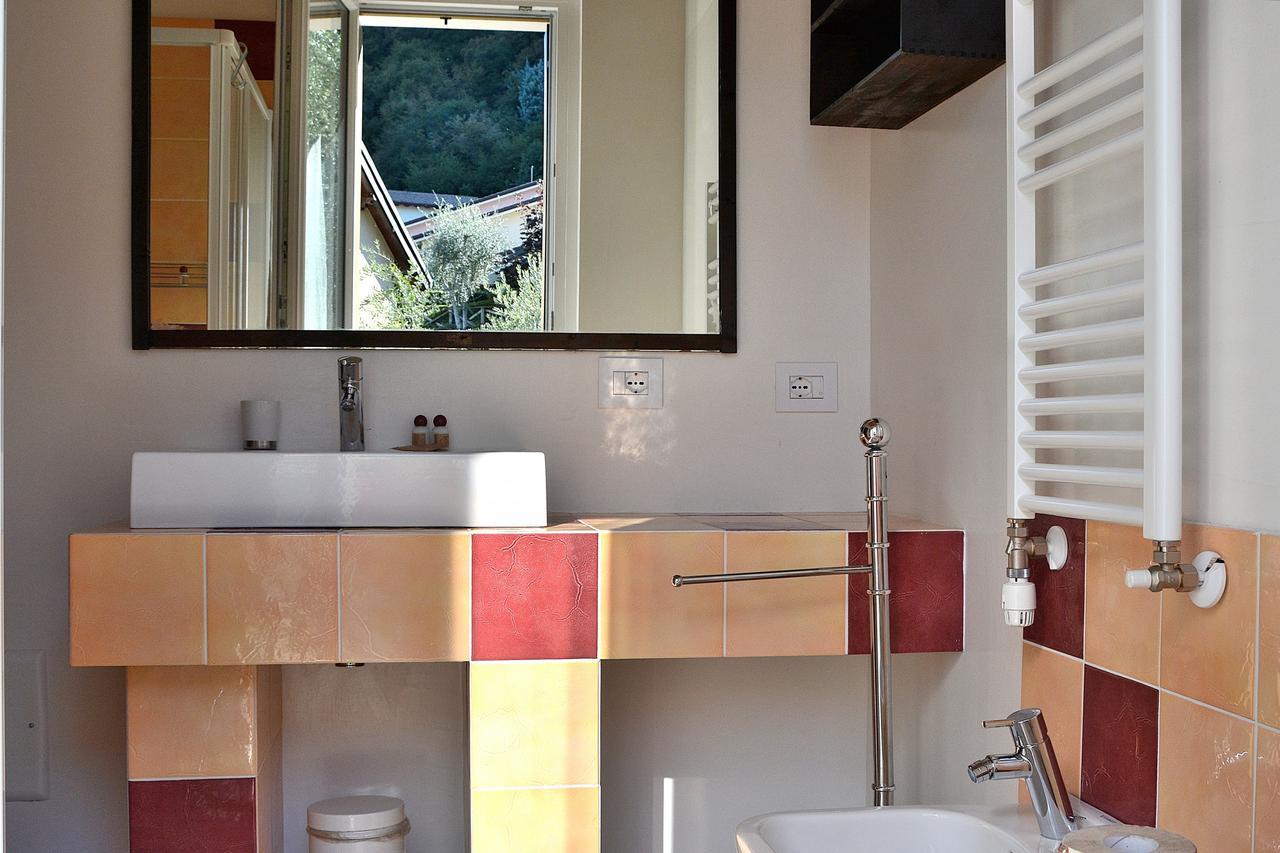 South Apartment With Pool Torri Del Benaco Exteriér fotografie